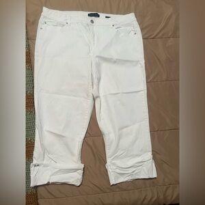 Code Bleu capri cuffed Gwen crops